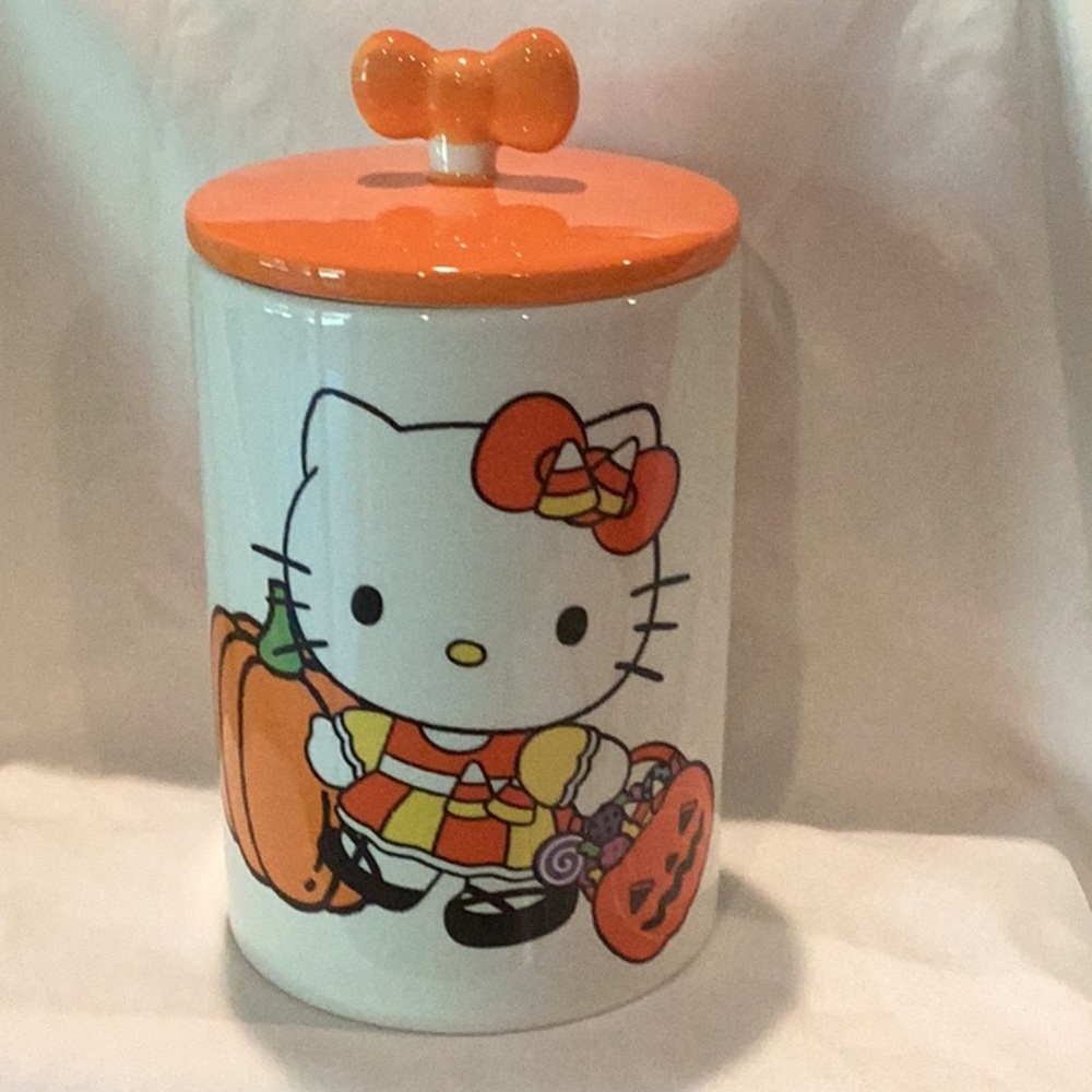Hello Kitty Halloween Canister